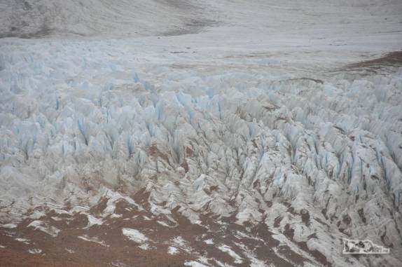 A superfície irregular formada por seracs do Glaciar Grande, no Parque Nacional Los Glaciares, perto de El Chaltén, na Argentina
